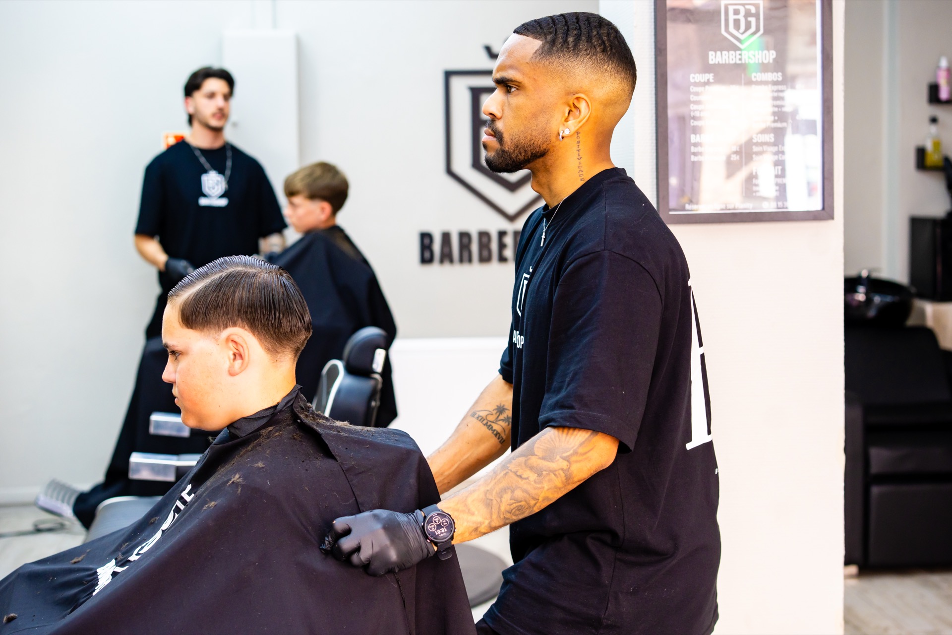 Estação de trabalho da BG Barbershop